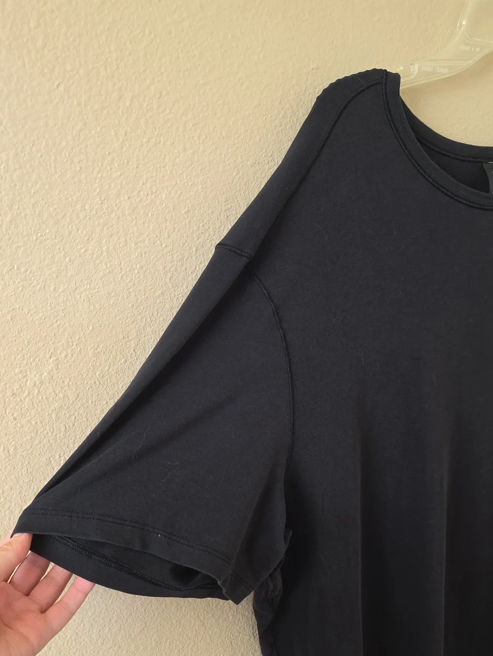 Lululemon Mens 5 Year Black Basic Tee Active Casual - Size XXL